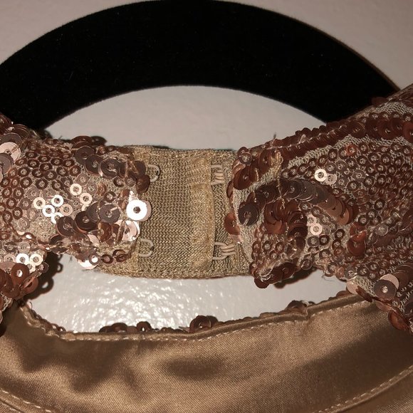 Highly Sequin backless dress. - Picture 4 of 8